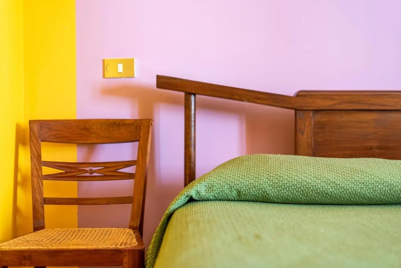 Stenopus Greco Casa Per Affitti Turistici Santa Flavia Guest house